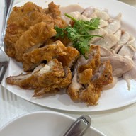 ข้าวมันไก่จักรพรรดิ หอนาฬิกา@เชียงราย