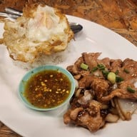 นมโจ ขนมปังปิ้ง อาหารจานเดียว โจ๊ก คั่วไก่ สาขาประชาชื่น39