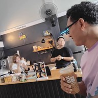 ดีด หน้าเมรุ coffee หน้าเมรุวัดคูยาง