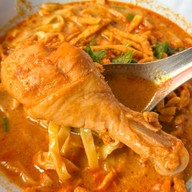 เมนูของร้าน ข้าวซอย ลุงประกิจกาดก้อม