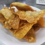 เจ๊เจี่ย เย็นตาโฟ ติดธนาคารไทยพาณิชย์ ริมถนนพระราม4