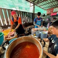 ข้าวซอย ลุงประกิจกาดก้อม