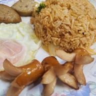 ครัวป้าตุ๋ย ประชาชื่น