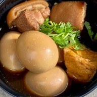 แม่พลอย ตามสั่ง