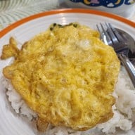 ครัวป้าตุ๋ย ประชาชื่น