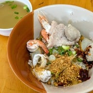 ก๋วยเตี๋ยวชลบุรี ณ โคราช หน้าวัดสระแก้ว