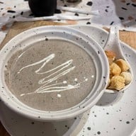 Shelter Pizza พิซซ่าเตาถ่าน เทพรักษ์-วัชรพล Shelter Pizza พิซซ่าเตาถ่าน เทพรักษ์-วัชรพล