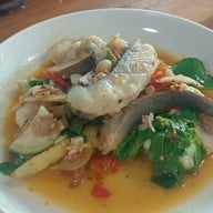 ครัวทอง ตำส้มหอยคุณยาย
