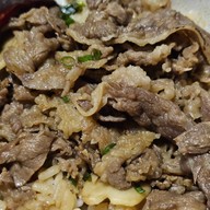 เมนูของร้าน คุ้มสึ ข้าวหน้าเนื้อ สาทร