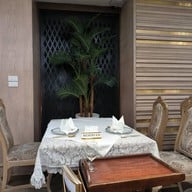 บรรยากาศ เมธาวลัย ศรแดง พระนคร