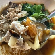 กระเพาะปลายอดมะพร้าวอ่อนเห็ดหอมเยาวราช