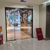 V/S COFFEE อโศก