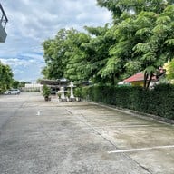 1:2 coffee (1:2 คอฟฟี่ ) town in town