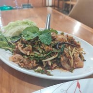 เมนูของร้าน เล็กบ้านรอ