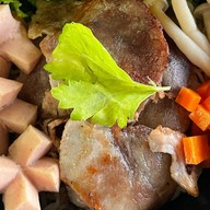 อาหมี่บง