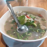 เมนูของร้าน เล็กบ้านรอ