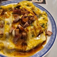 Apollo duck อพอลโล่ดั๊ก 👍 🍤🦆ข้าวหน้าเป็ด บะหมี่เกี๊ยวกุ้ง ข้าวหน้าไก่ หมูกรอบอร่อย ชานมฮ่องกง เป็ดย่างฮ่องกง หมูแดง roast duck bbq pork wonton mee หมูกรอบฮ่องกง เป็ดย่างโฟว์ซีซั่น บะหมี่เกี๊ยว สาทร