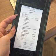 Brunch & Brew by HOC หัวหินมาร์เก็ตวิลเลจ