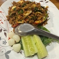 เล็กบ้านรอ