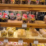 เมนูของร้าน Toraya Bakery Nihonmachi