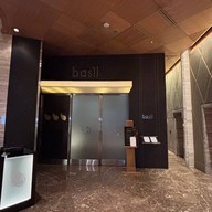 หน้าร้าน Basil โรงแรมเชอราตัน แกรนด์ สุขุมวิท