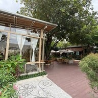 บ้านสะออน by บ้านนอกคอกนาเขาใหญ่