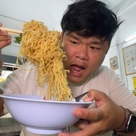 อาคมบะหมี่เกี๊ยวปู (ไม่มีสาขา)