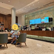 Starbucks เดอะพรอมานาด