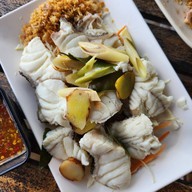 เมนูของร้าน เฒ่าแหลมแท่น