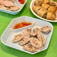 เมนูของร้าน คุณแดงก๋วยจั๊บญวน วังหลัง