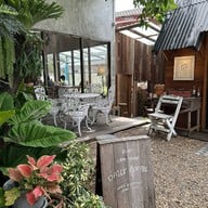 Ellen Cafe House Angsila