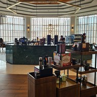 Starbucks เดอะพรอมานาด