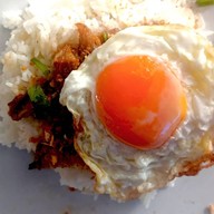 เมนูของร้าน อิแคระจุ๋มแซ่บ ซอย2หลังโบสถ์คริสต์