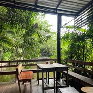 เถียงนา คอฟฟี่ แอนด์ เบเกอรี่ ตาก