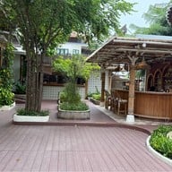 บ้านสะออน by บ้านนอกคอกนาเขาใหญ่