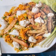 เมนู เรือโป๊ะ Seafood By แสนสมบูรณ์