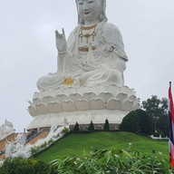 บรรยากาศ วัดห้วยปลากั้ง