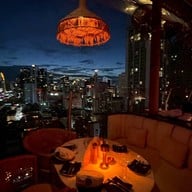 บรรยากาศ PASTEL ROOFTOP BAR & MEDITERRANEAN DINING