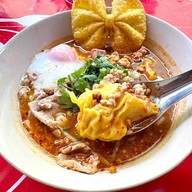 เมนูของร้าน โคกกลอยบะหมี่ต้มยำไข่