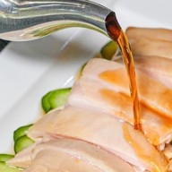 ร้านข้าวมันไก่สิงคโปร์ ไฮชิค ปั๊มนํ้ามัน ซัสโก้ สแควร์ สาขาพุทธบูชา