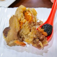 เล่าจึง ก๋วยเตี๋ยวลูกชิ้นปลา ถนนพุทธบูชา 36