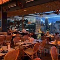 บรรยากาศ PASTEL ROOFTOP BAR & MEDITERRANEAN DINING