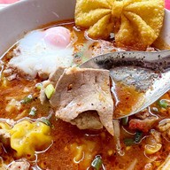 เมนูของร้าน โคกกลอยบะหมี่ต้มยำไข่