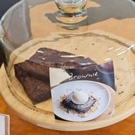 บรรยากาศ Jutsonrayn Cafe ถนนอักษะ ทวีวัฒนา