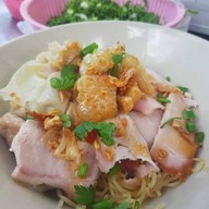 บะหมี่เกี๊ยวแชมป์โลก สุขุมวิทซอย 65