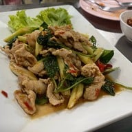 ชาญชัย ลาบยโสธร