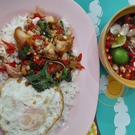 บะหมี่เกี๊ยวแชมป์โลก สุขุมวิทซอย 65