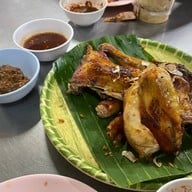 ชาญชัย ลาบยโสธร