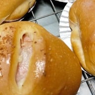 ขนมปังติ๊ก (Premium Bread Tik)