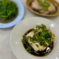 ร้านอาหารใบหยก Baiyok Restaurant